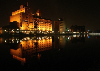 Duisburger Innenhafen, Norbert Wilke, pixelio.de